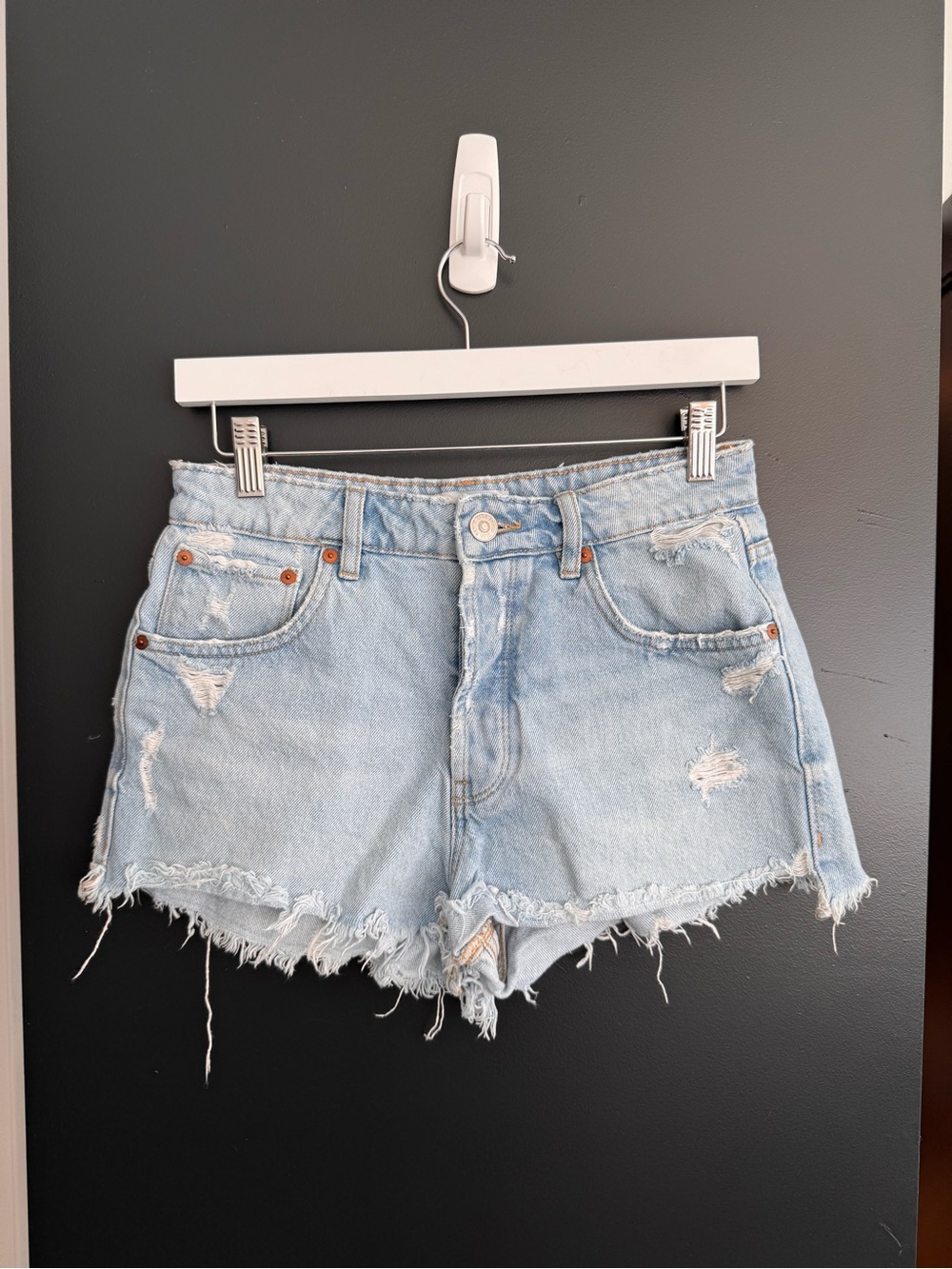 Zara Distressed Denim Women's Shorts